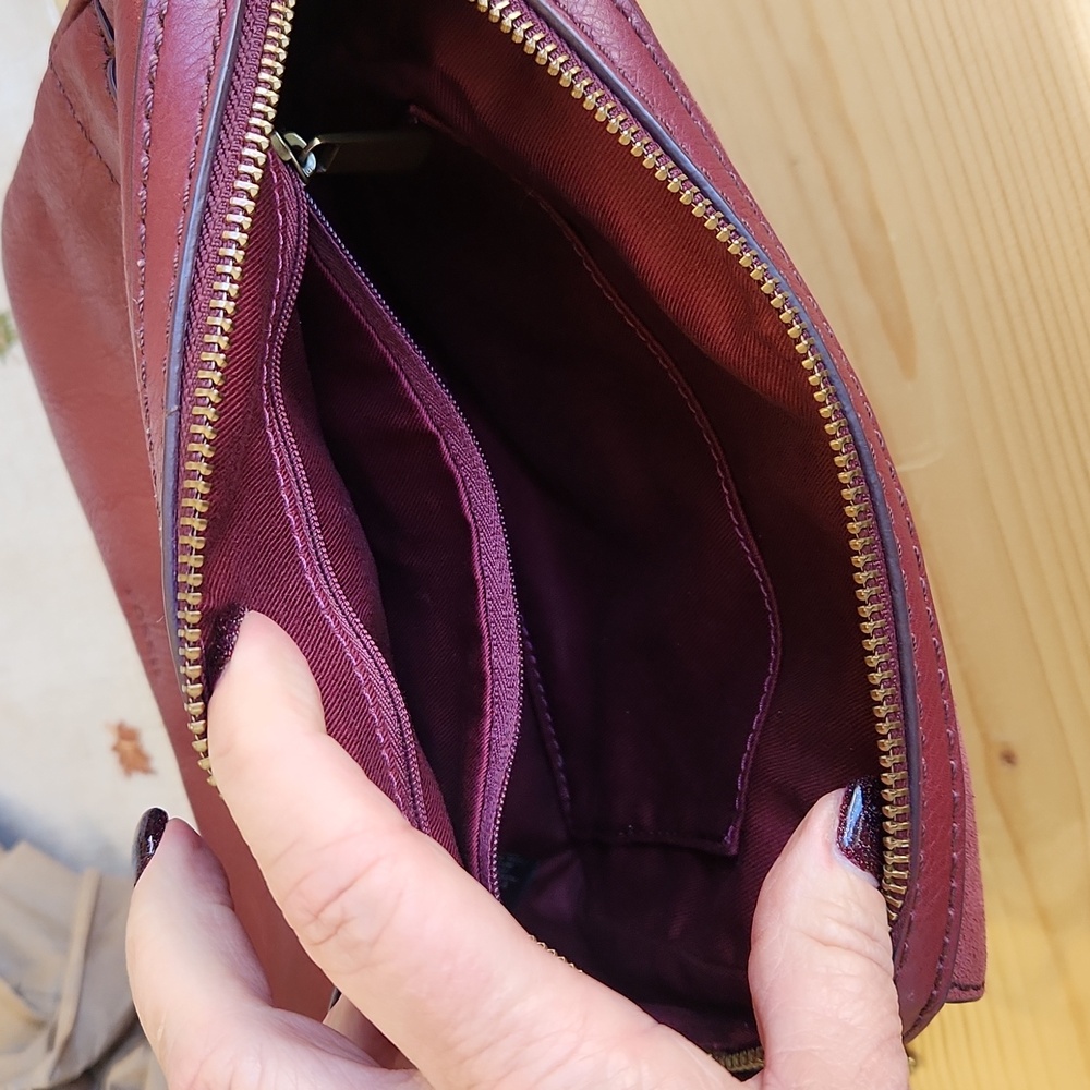Fossil Aria Cabernet Small Crossbody Shoulder Bag - Picture 11 of 17